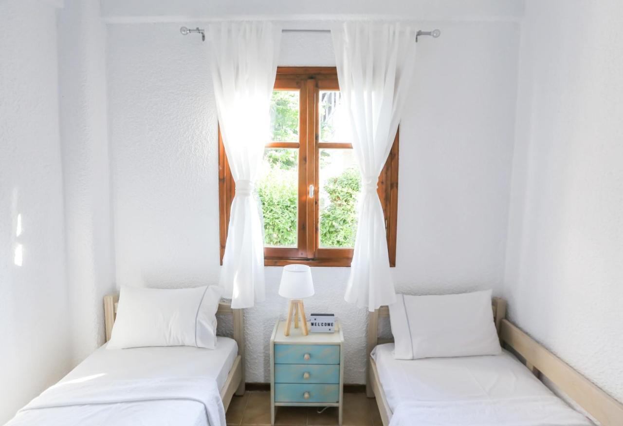 Beachfront Deluxe Apt. 佩科霍里 外观 照片