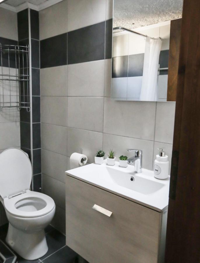 Beachfront Deluxe Apt. 佩科霍里 外观 照片